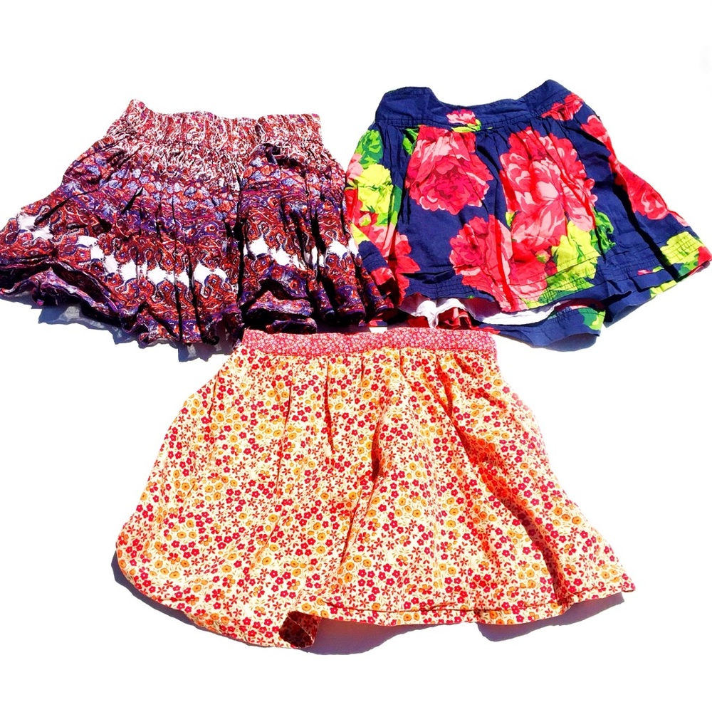 3 little girls skirts bundle